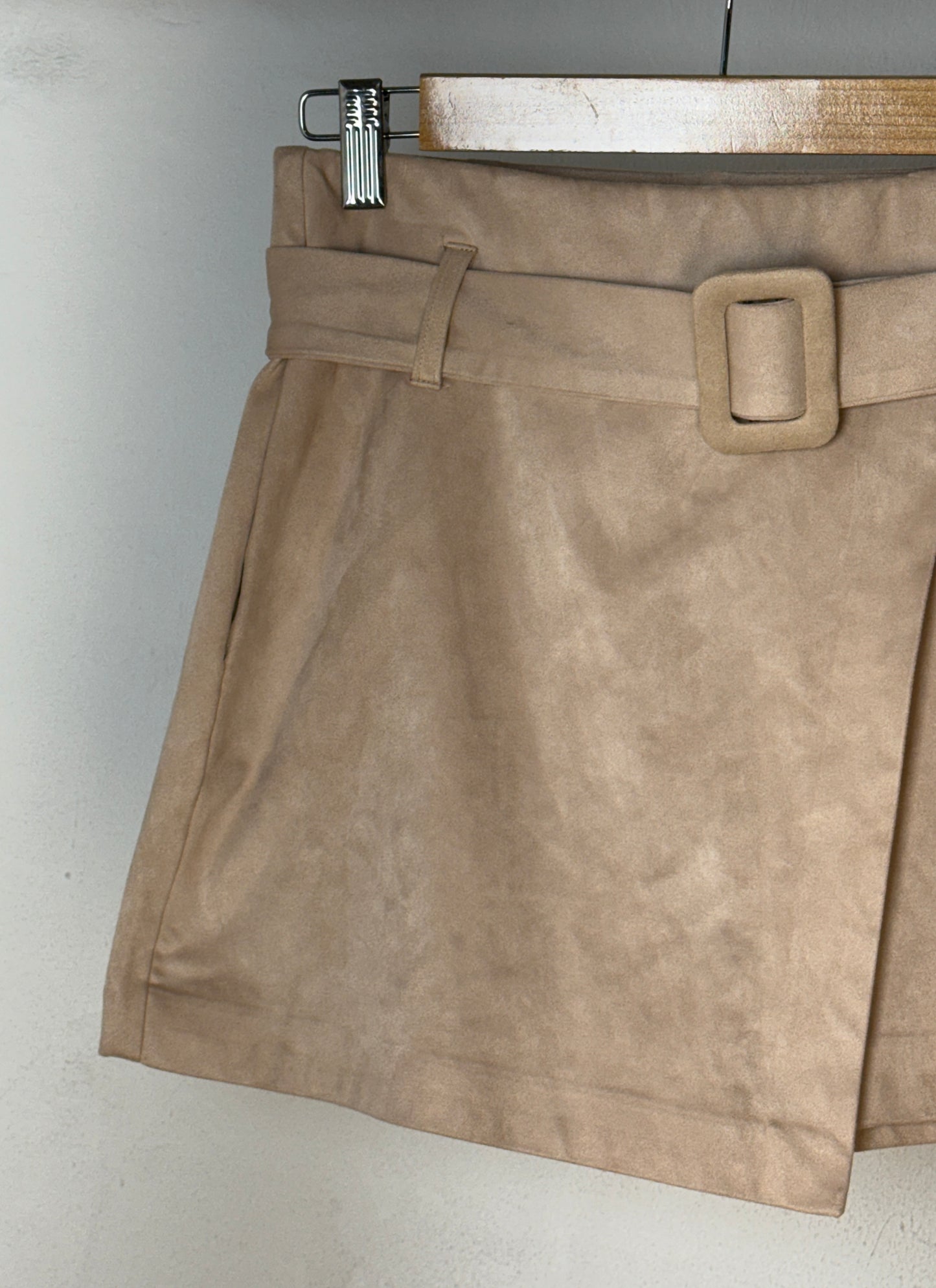Falda short