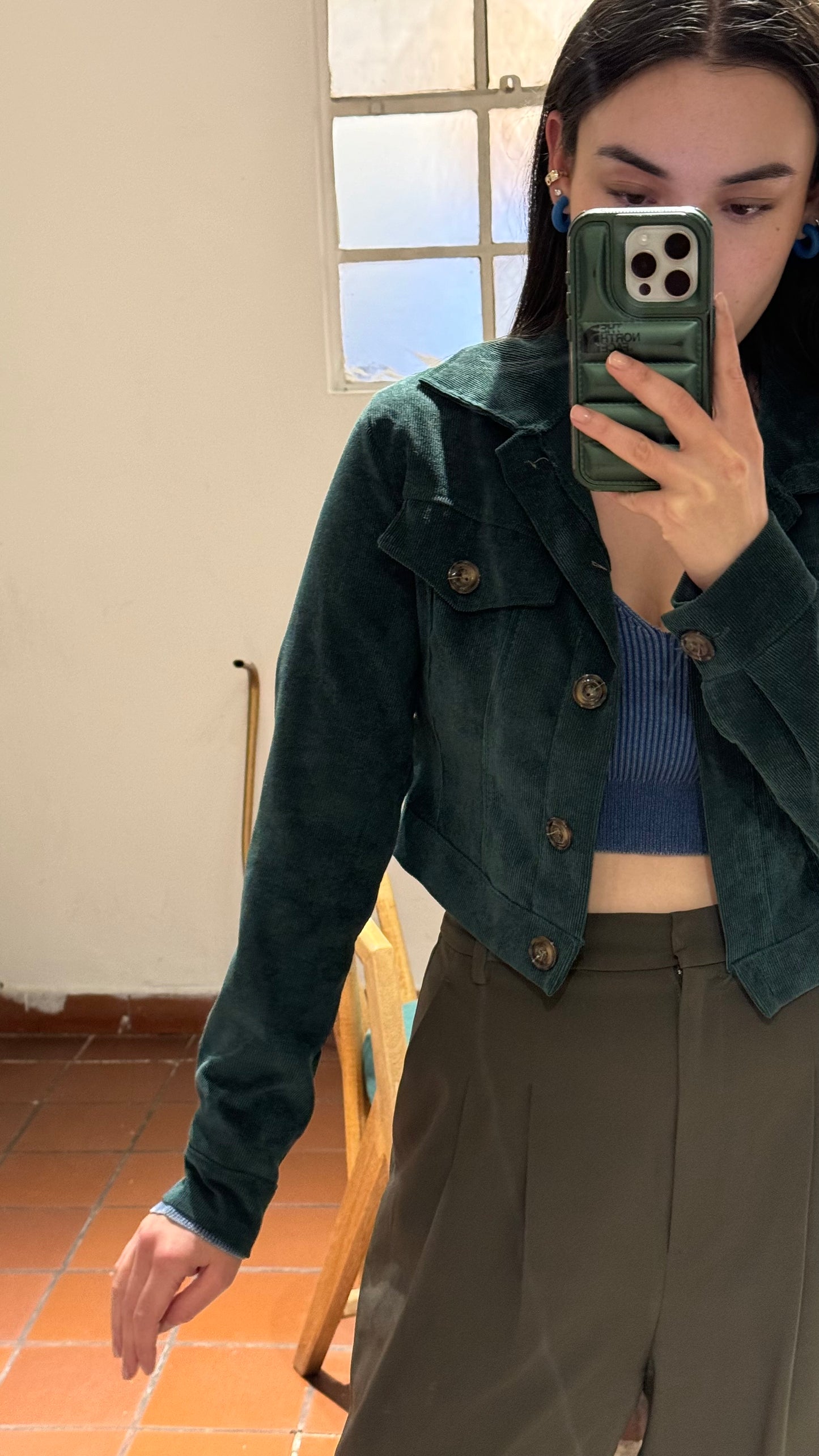 Chaqueta cropped verde