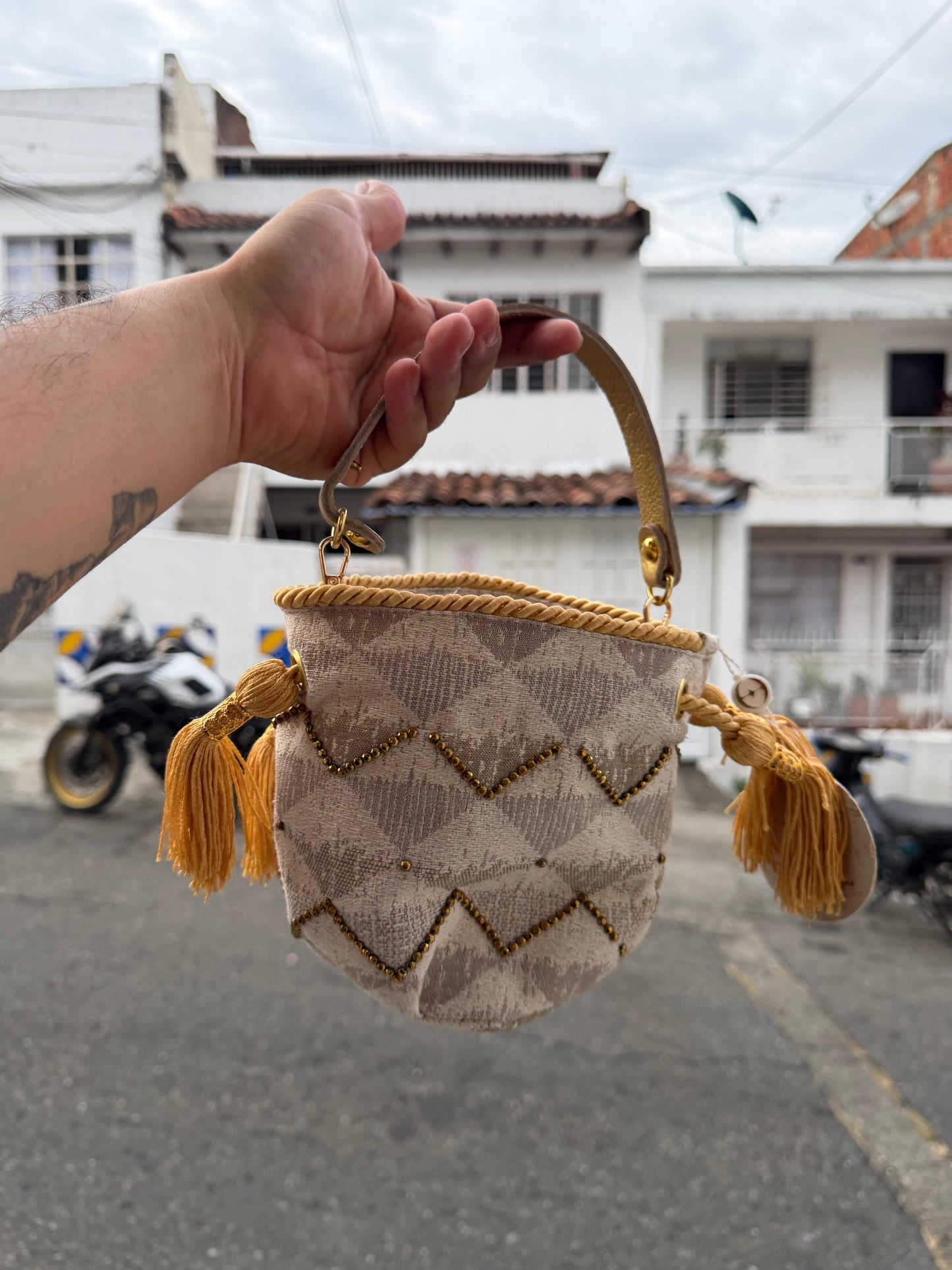 Bucket Bag Geome - NOUR