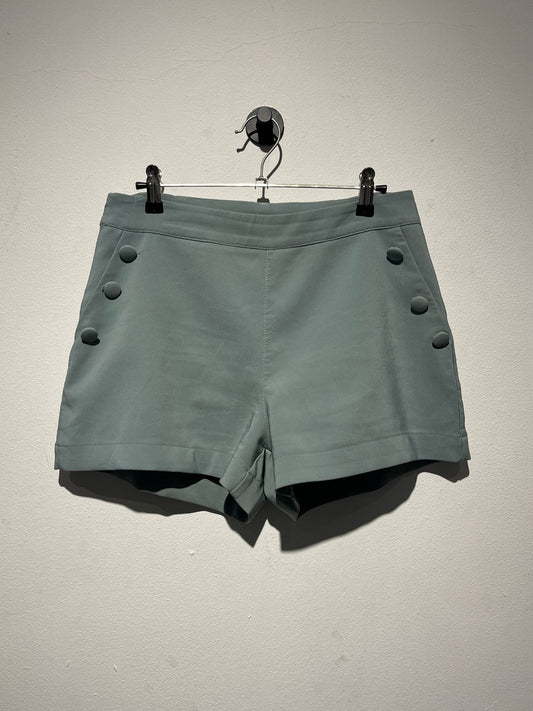 short azul menta
