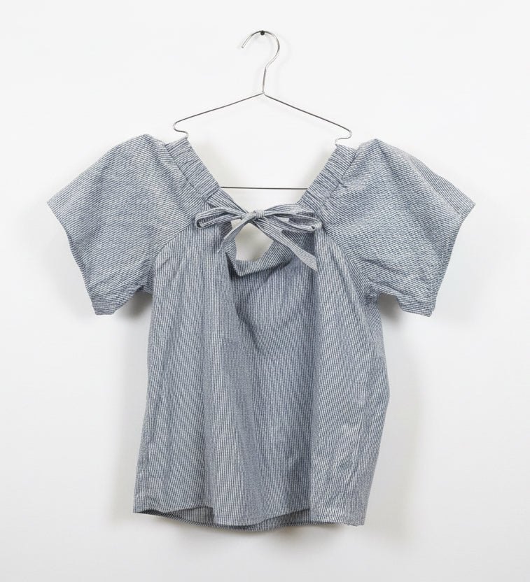 Blusa a cuadros azul bebé