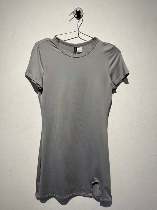 vestido gris