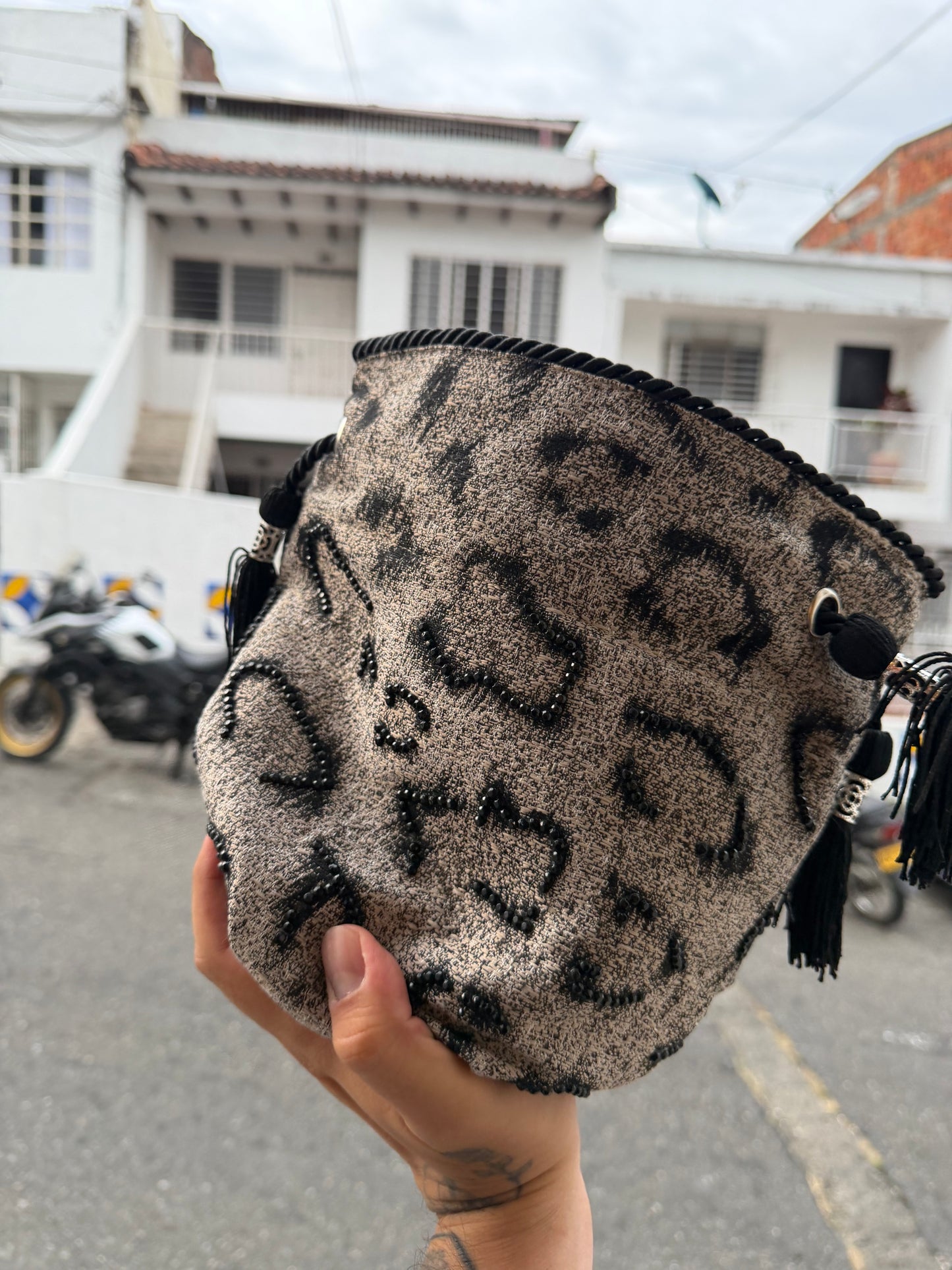 Bucket Bag Boucle Animal Print Gris - NOUR