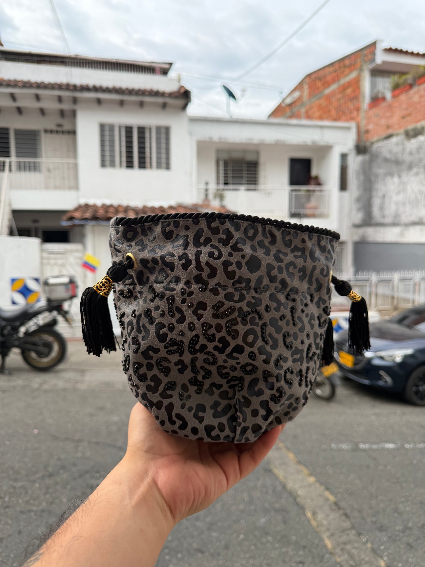 Bucket Bag Black Lepard - NOUR