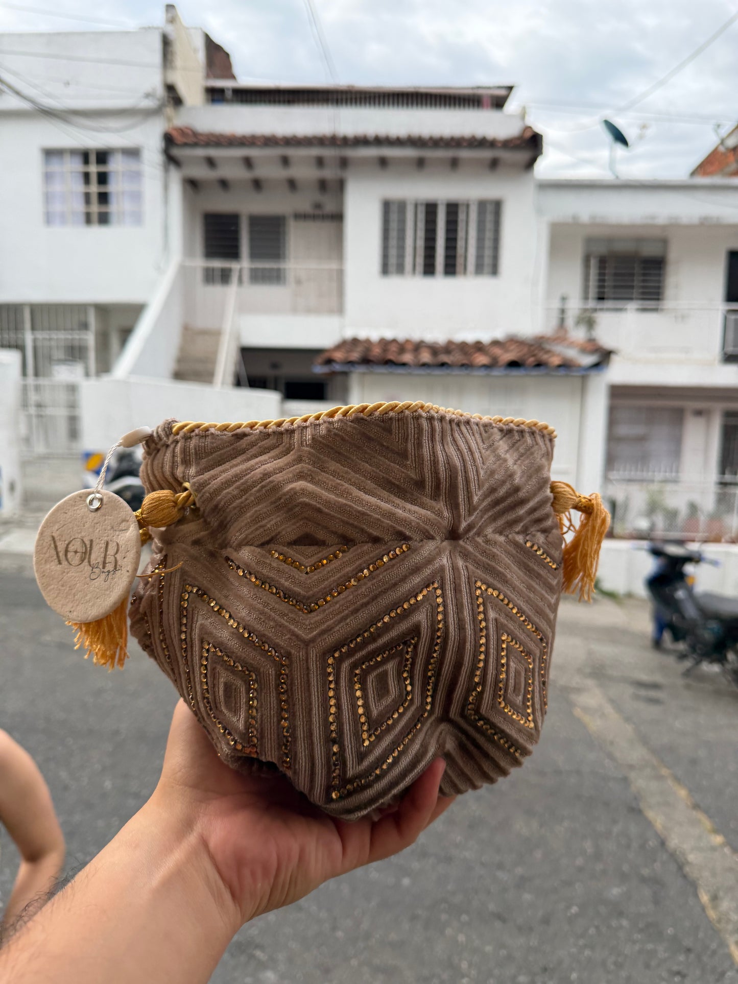 Bucket Bag Topo - NOUR